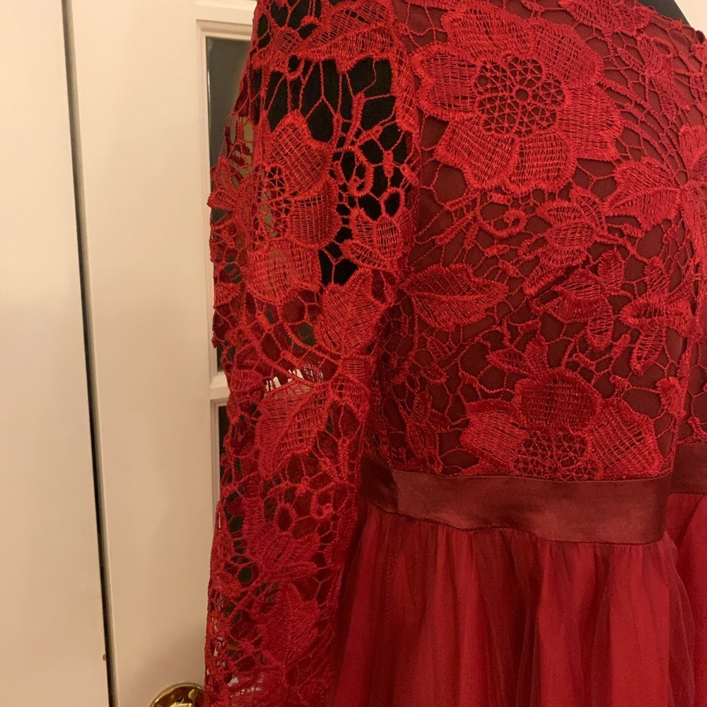 5 for $30. Lovely Deep Red Empire Waist Gown - Picture 4 of 16